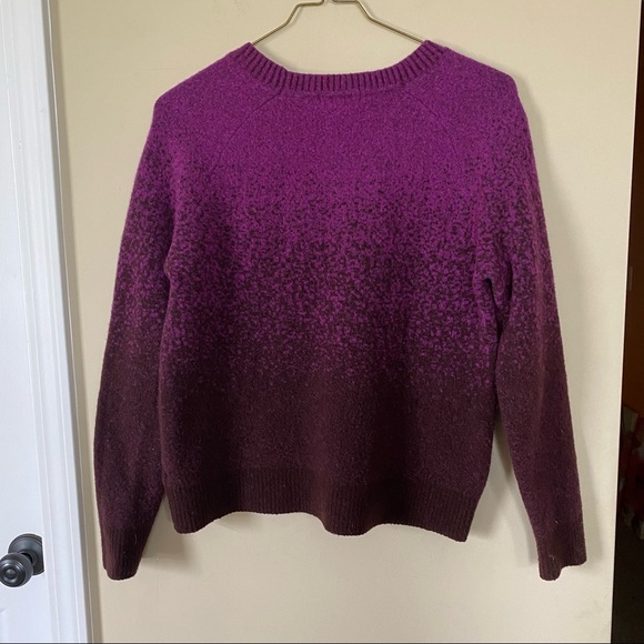 Athleta Hawthorn Stretchy Textured Crew Purple Gradient Sweater - Picture 5 of 5